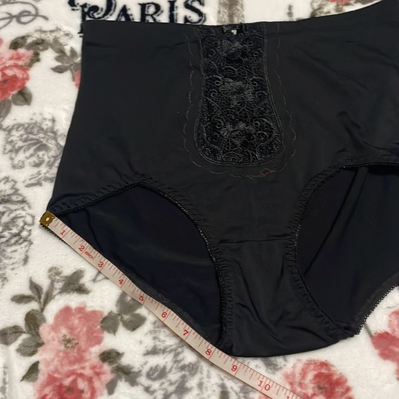 Black Brief Underwear (size XXL) - Picture 11 of 12